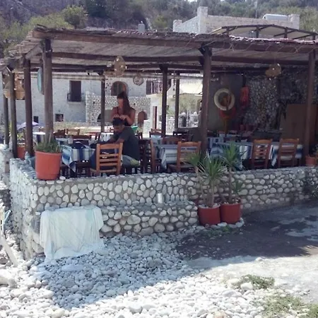 Σπίτι διακοπών Sikies - Unique Beachfront Stone House In Alipa-mani