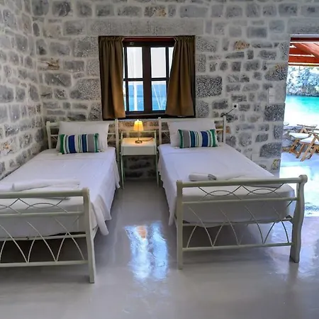 Sikies - Unique Beachfront Stone House In Alipa-mani * Khalkia